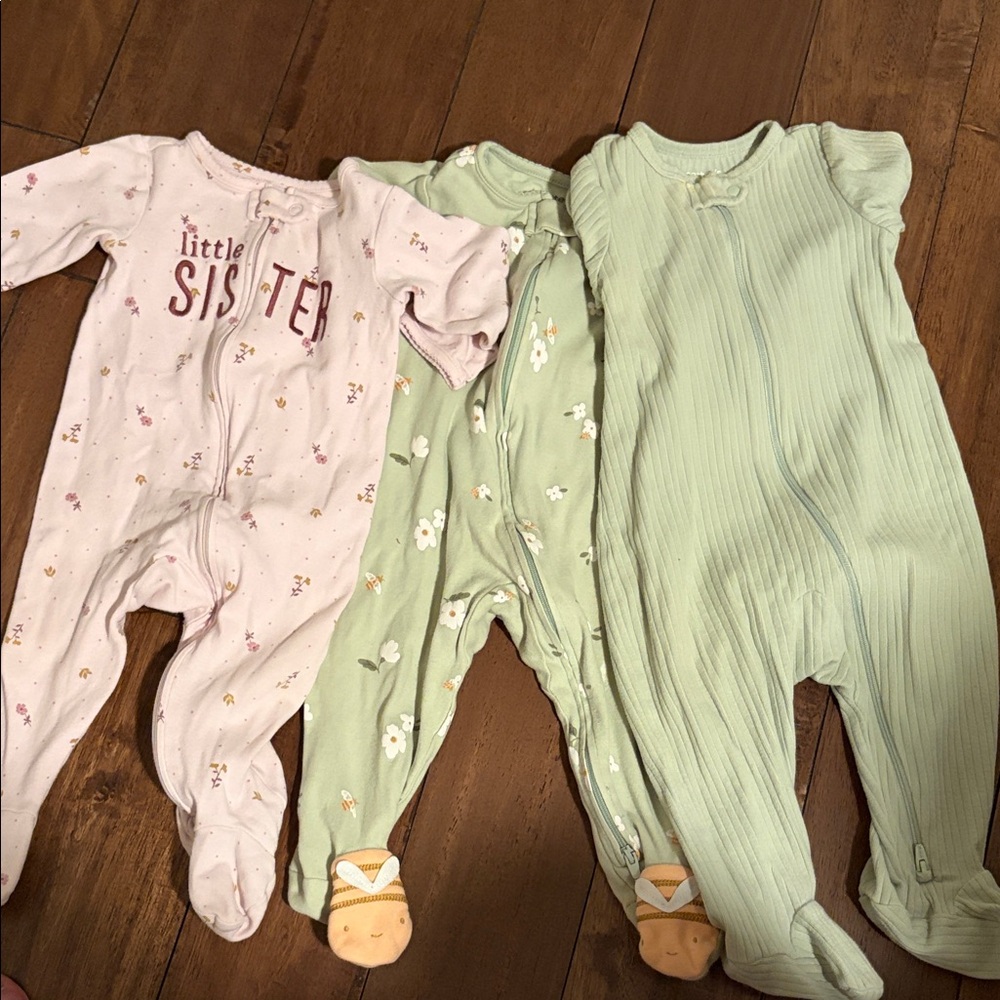 Adorable Little Sister and Floral Footies Set